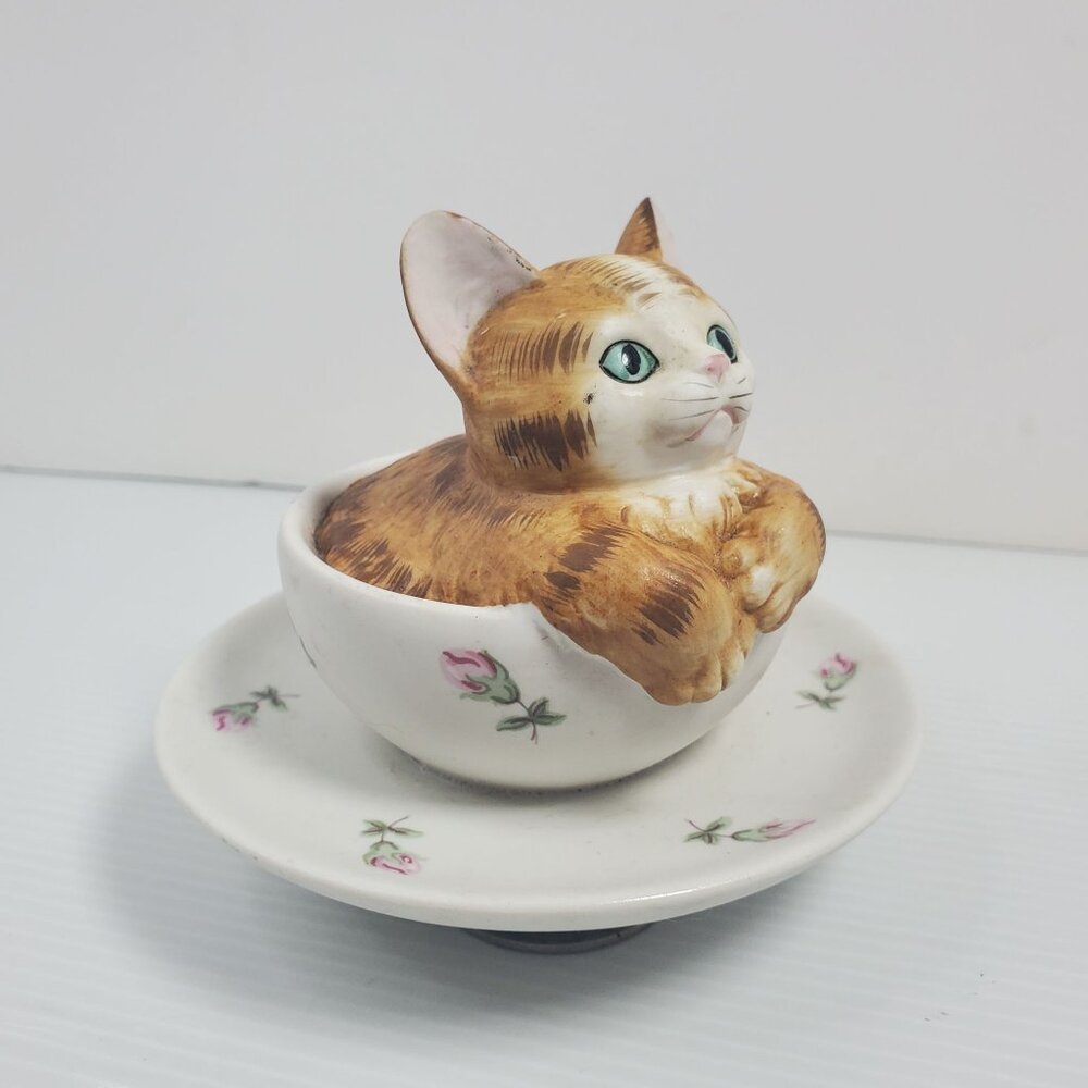 VTG Music Box Cat Figurine In Teacup With Saucer Hand-Painted Ceramic Floral Des - Picture 12 of 16